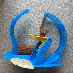 Monster jam Pirate Ship Playset